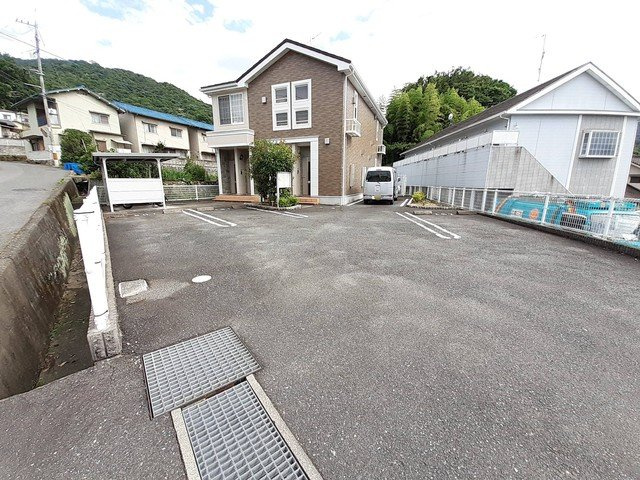 ノイ　インプレスの駐車場|駐車場です