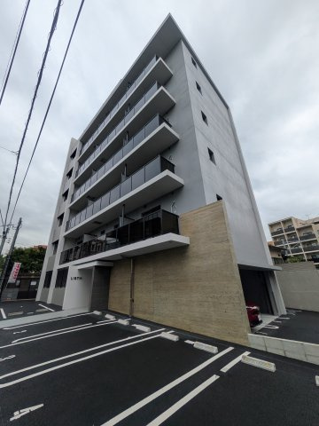 LIBTHメゾン高取の外観