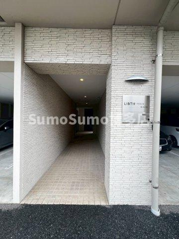 LIBTH天神南のエントランス|建物の内部です