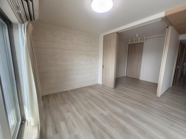 【居間・リビング】 | ☆CGで家具小物を消したイメージです。
