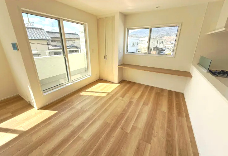 佐伯区八幡東２丁目　№35856の居間・リビング|LDK18.1帖