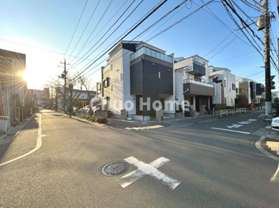 【前面道路含む現地写真】 | 江戸川区南篠崎町1丁目中古住宅 | 全面道路
