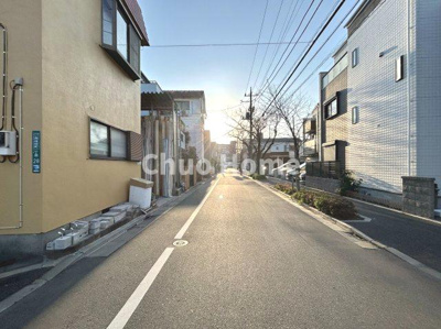 【前面道路含む現地写真】 | 江戸川区南篠崎町1丁目中古住宅 | 全面道路