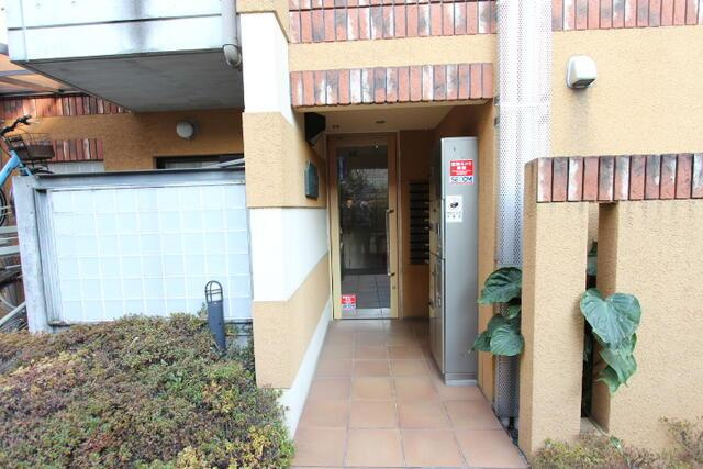 ＬＡ　ＣＯＬＬＩＮＥのエントランス