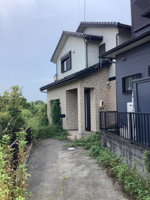知多郡阿久比町大字白沢字東石根　中古戸建