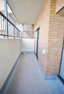 ウノ・ディアマンテの居間・リビング