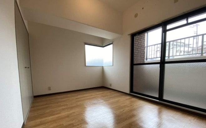 ウノ・ディアマンテの居間・リビング