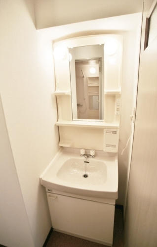 ウノ・ディアマンテの洗面所