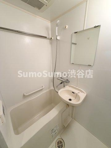 Lasante広尾の浴室