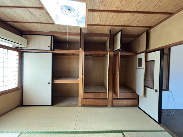 天神町K貸家の収納