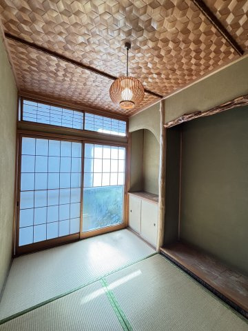 天神町K貸家の和室|1F和室