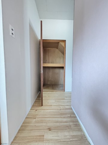 天神町K貸家の収納