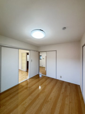 【洋室】 | ジェイナス