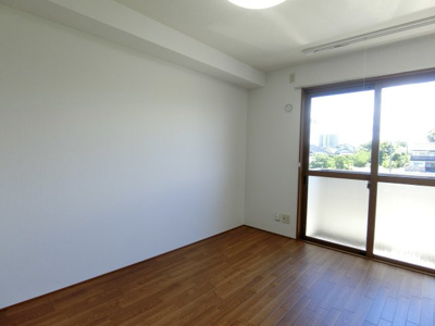 【洋室】 | シャンツェB棟