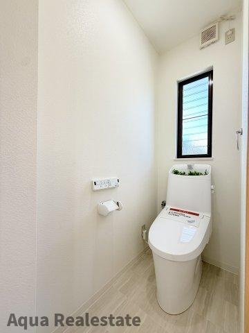 丸亀市田村町　リノベ住宅の駐車場|車をお持ちの方に嬉しい駐車場付きの物件です