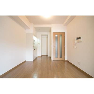 【居間・リビング】 | ラフィーネ港北 | ※写真は同タイプ住戸です。