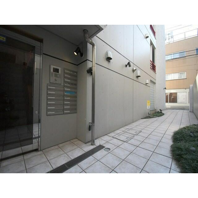 MODULOR祐天寺のエントランス