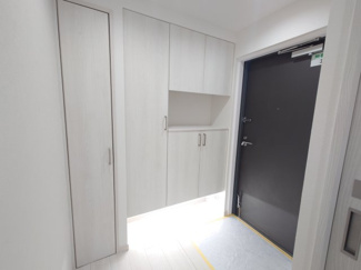 【玄関】 | エル・スタージュ | 玄関