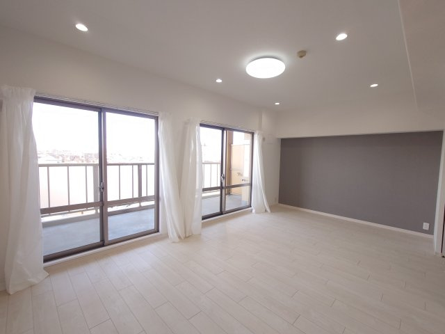 エル・スタージュ