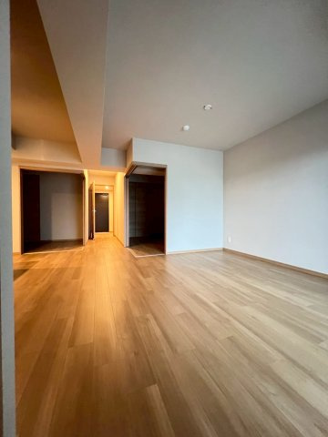 MODERN PALAZZO 姪浜Ⅱ の居間・リビング