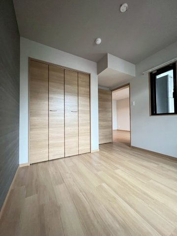 MODERN PALAZZO 姪浜Ⅱ の洋室