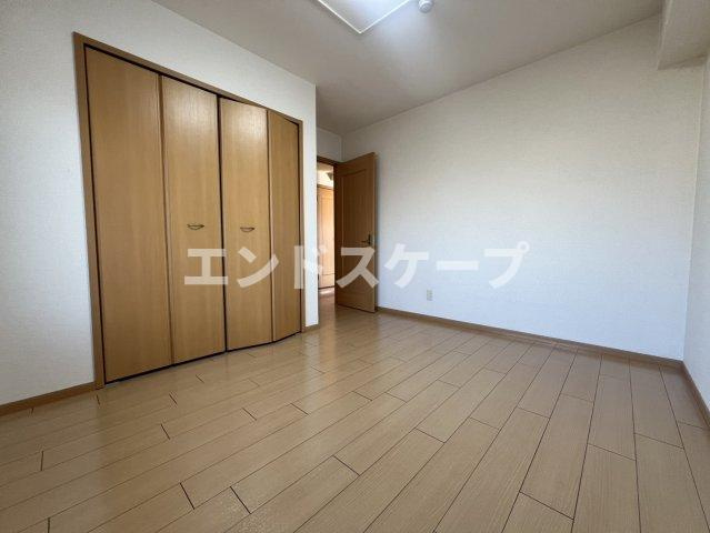 グランドレジデンスの居間・リビング|高崎、前橋のお部屋探しはエンドスケープまで！お客様の理想お聞かせ下さい♪