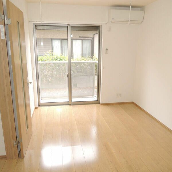 キャメル川越旭町Ⅱの居間・リビング