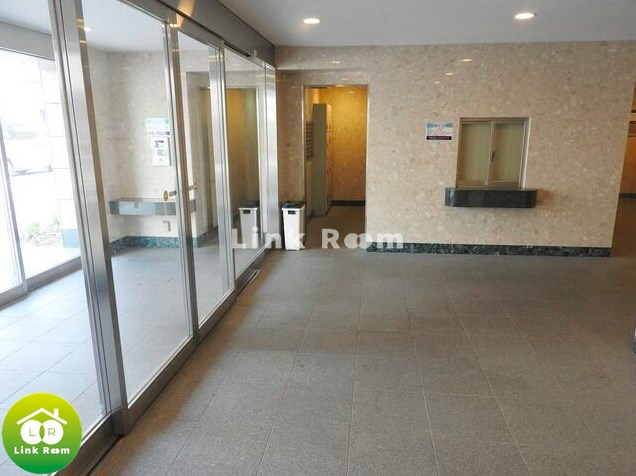 ライツェント石島のロビー