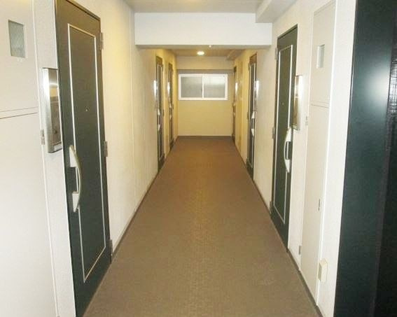 ライツェント石島のロビー