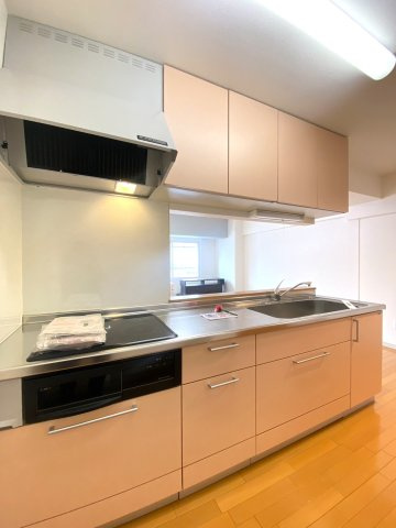 南16条ビルのキッチン