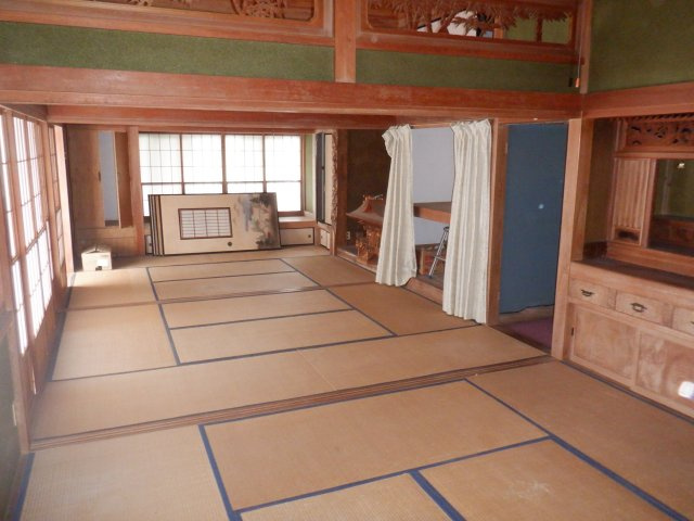 白間津の和室|広々和室