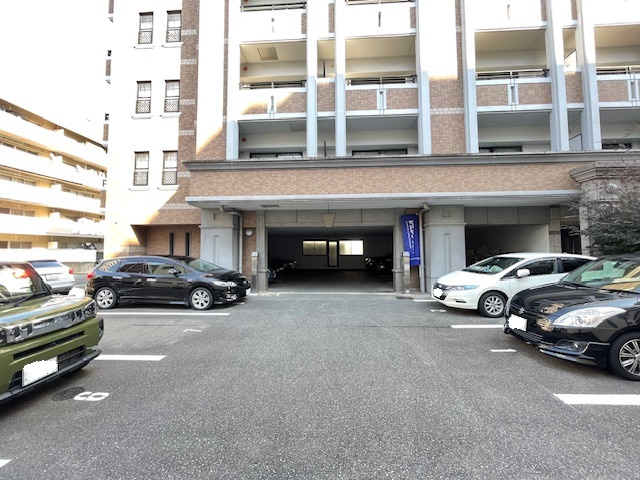 Medio21の駐車場