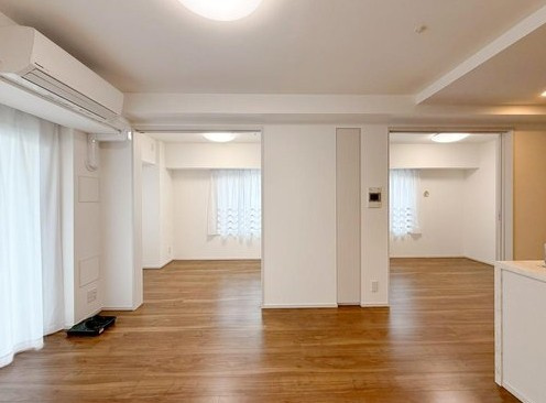 【居間・リビング】