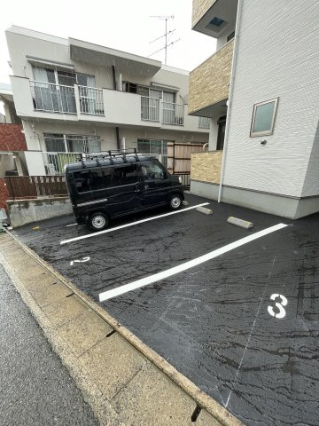 lily高宮の駐車場