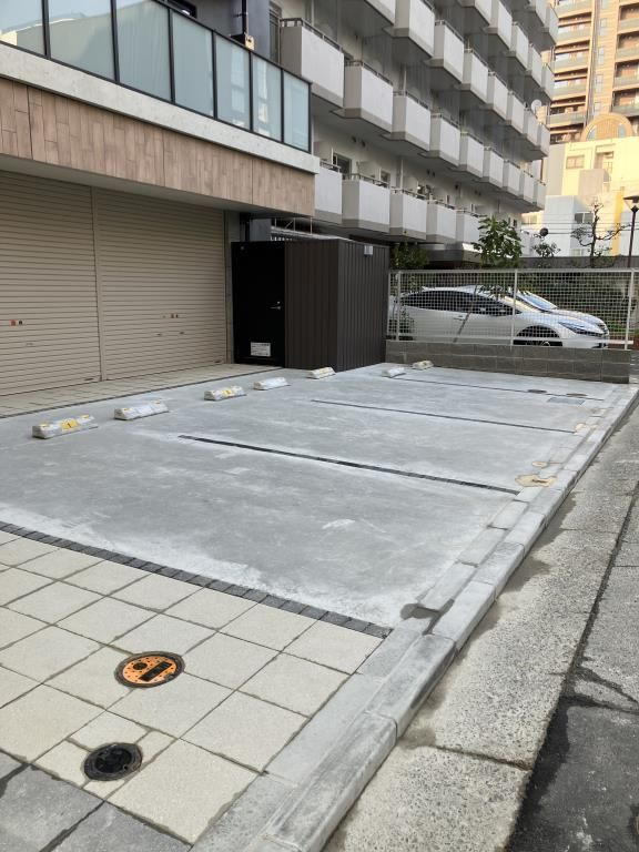 MAHORA天神の駐車場