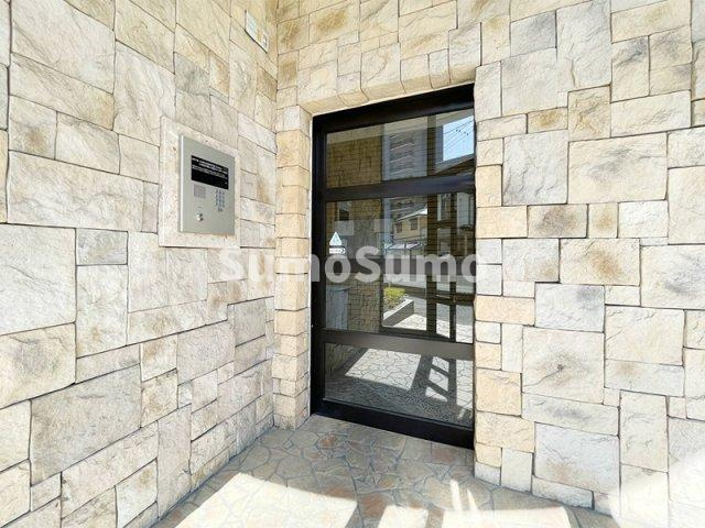 MAISON博多駅南のエントランス