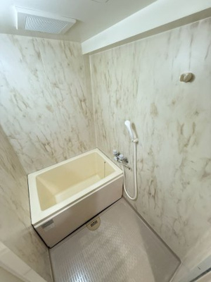 【浴室】 | メゾン・プルミエ