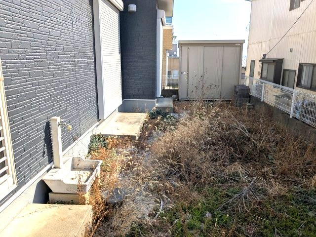 中古戸建　剣崎町の庭