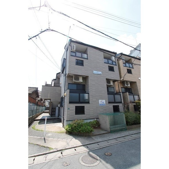 福岡市南区井尻２丁目のアパート