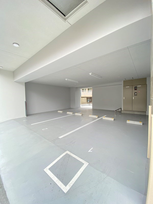MODERN PALAZZO 博多駅東の駐車場