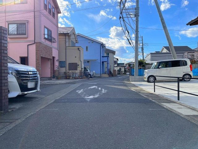 【周辺】 | □■寒川町岡田 中古戸建■□ | 周辺は閑静な住宅地が広がっています。