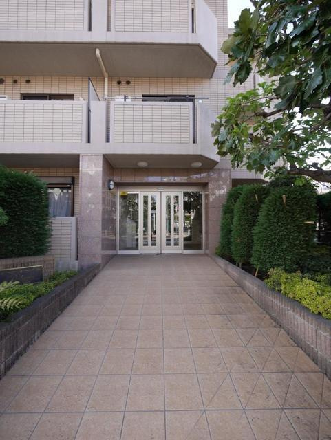 Ｐａｌａｃｉｏ用賀（パラーシオのエントランス| 