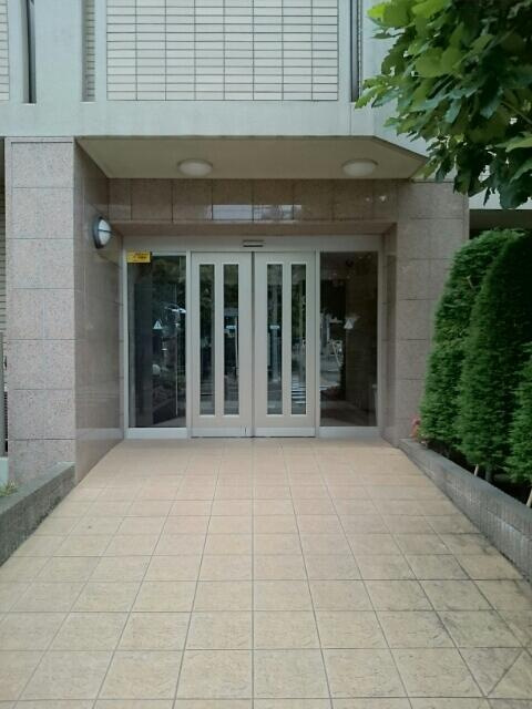 Ｐａｌａｃｉｏ用賀（パラーシオのエントランス| 