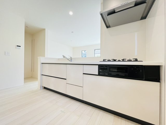 知多郡阿久比町草木東郷24番地『仲介手数料無料』新築戸建てのキッチン