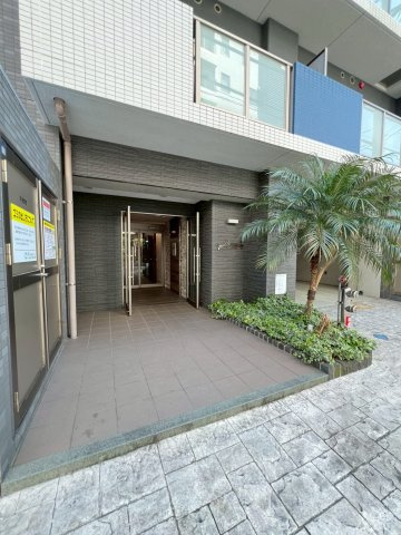 Renoas HAKATAのエントランス