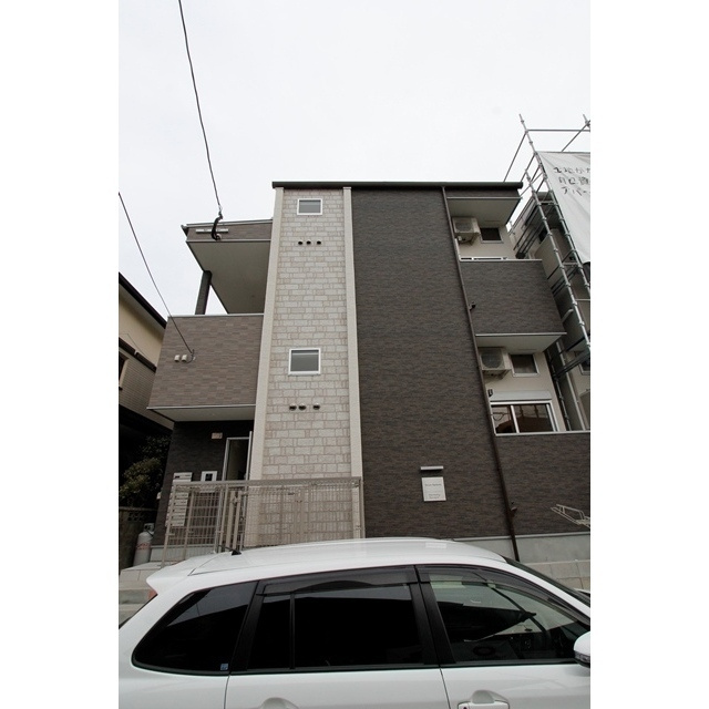 福岡市東区和白１丁目のアパートの外観