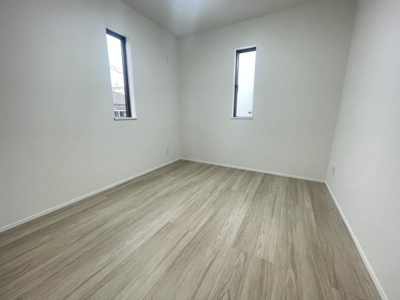 【洋室】 | 沖縄市知花（全3棟）A号棟 | A号棟　洋室5.25帖＋CL付き♪