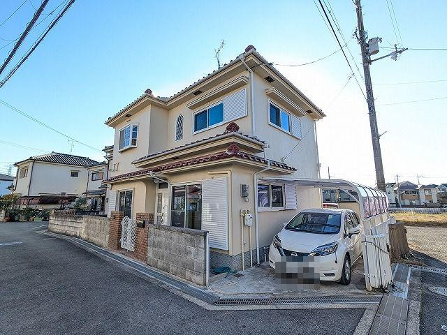 郡津4丁目　中古一戸建ての外観|新しい生活にいかがでしょうか？外観はお住まいの顔になります。こだわりたいポイントですね。外壁塗装や屋根塗装のご相談も承っております。
■現地内覧・資金計画相談・住宅ローン相談もお問合せ受付中■