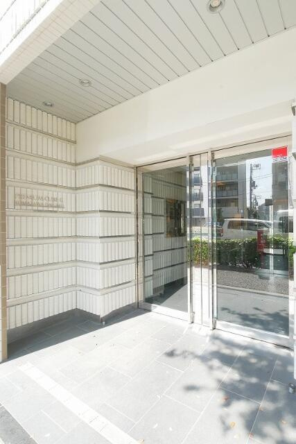 PREMIUM　CUBE　G　駒沢大学のエントランス