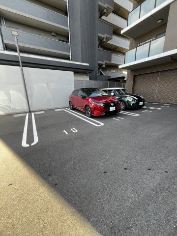 RISOIE‐CINQの駐車場